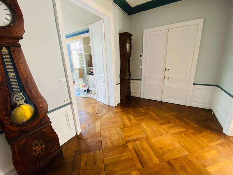 Appartement - 296 m² - 7 pièces