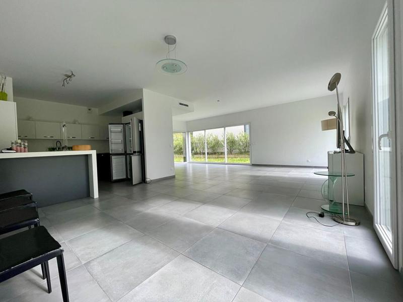 Appartement - 150 m² - 5 pièces