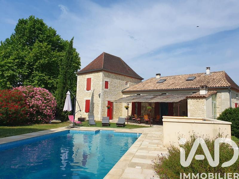 Maison de campagne - 224 m² - 7 pièces