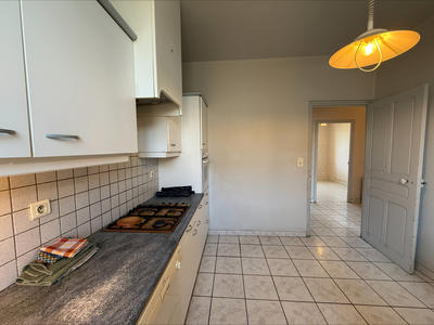 Appartement - 75 m² - 5 pièces