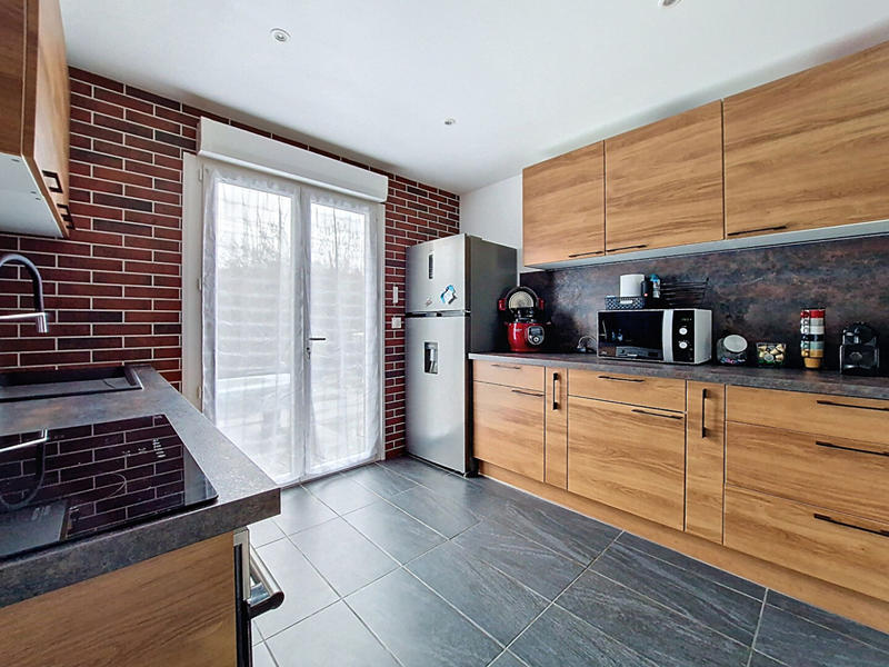 Maison - 86 m² - 5 pièces