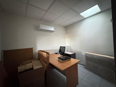 Local commercial - 59 m² - 3 pièces