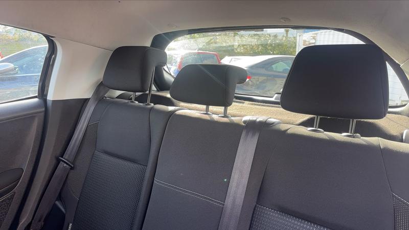 Peugeot 208 1.6 BlueHDi 100 Allure Business