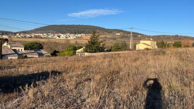Terrain constructible - 1 000 m²