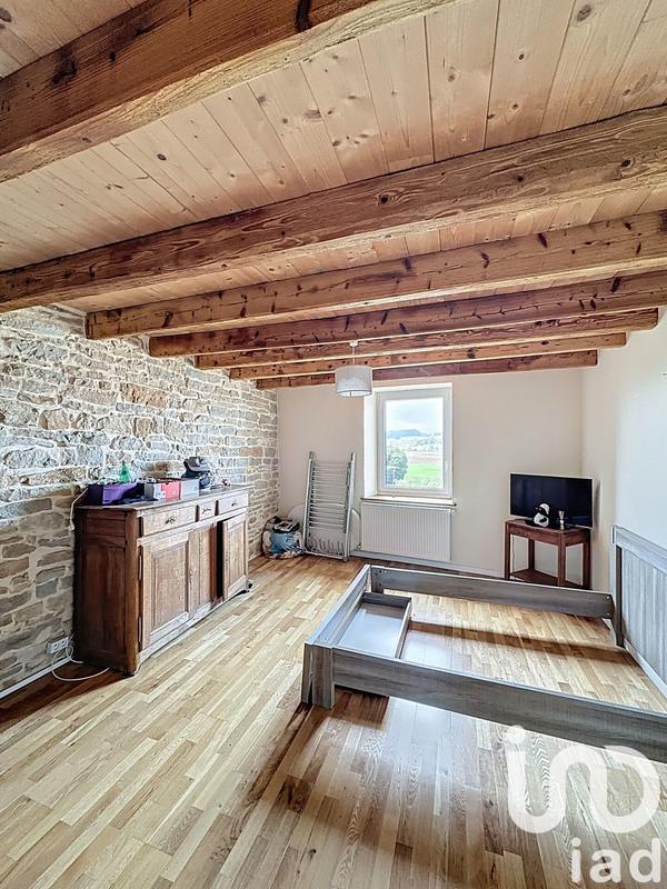 Maison - 238 m² - 8 pièces