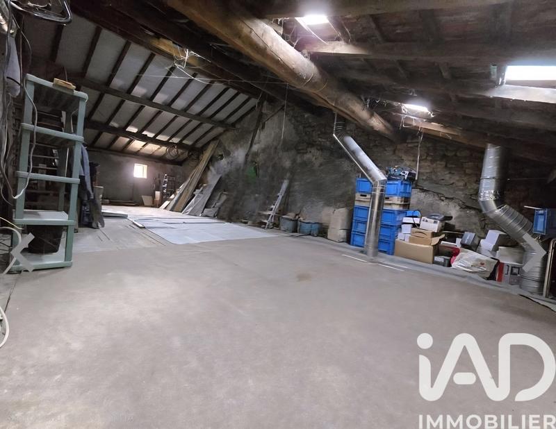 Maison - 435 m² - 4 pièces