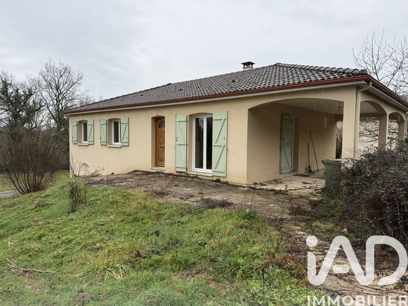 Maison de village - 93 m² - 5 pièces