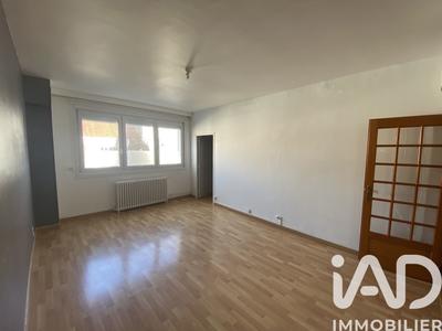 Appartement - 99 m² - 3 pièces
