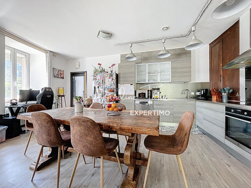 Maison - 155 m² - 6 pièces