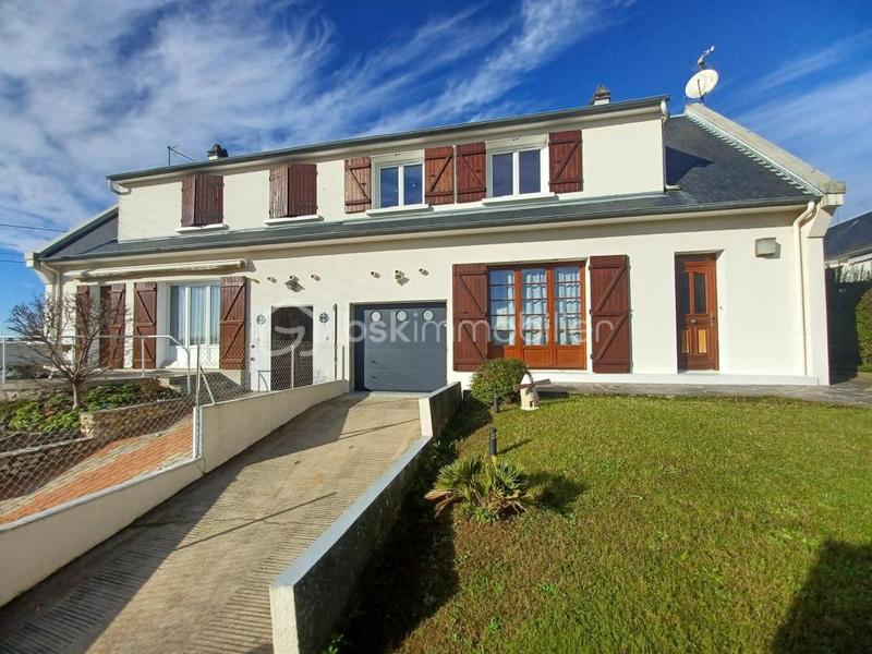 Maison - 91 m² - 5 pièces