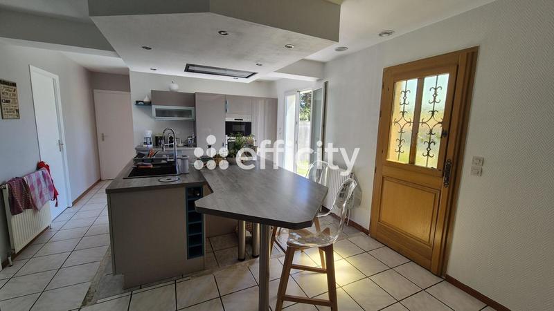 Maison - 150 m² - 8 pièces