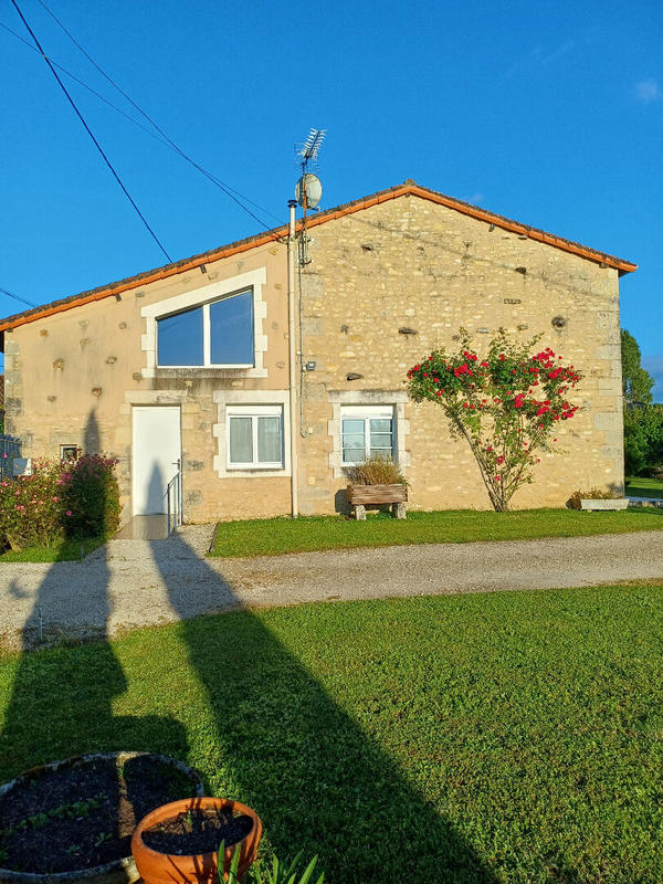 Maison - 250 m² - 8 pièces