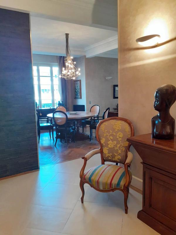 Appartement - 135 m² - 4 pièces