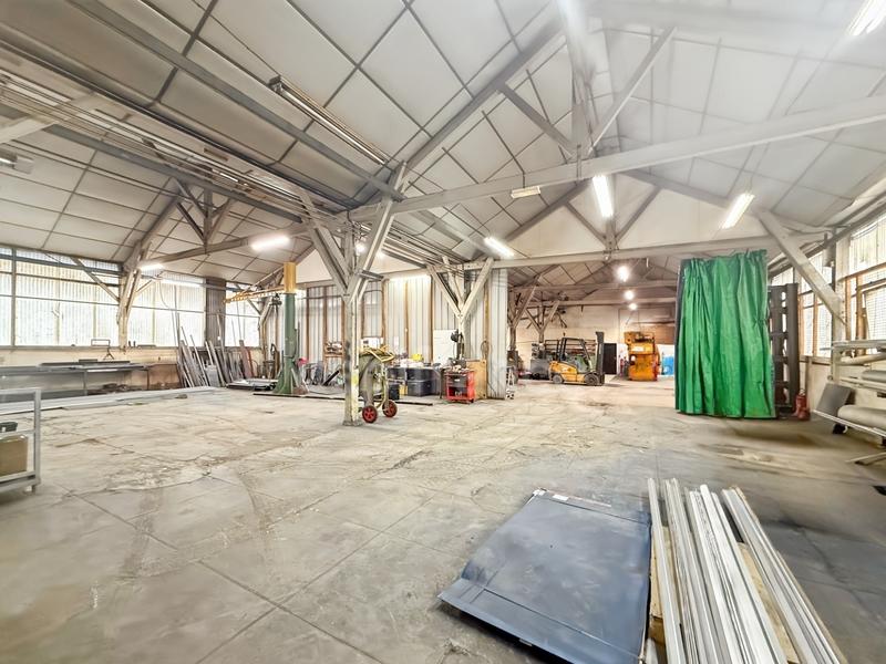 Bureau - 279 m² - 1 pièce