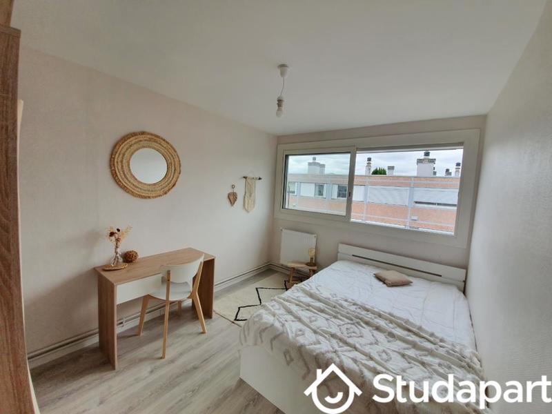 Chambre - 12 m² - 1 pièce