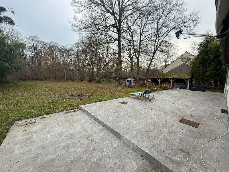 Maison - 160 m² - 9 pièces