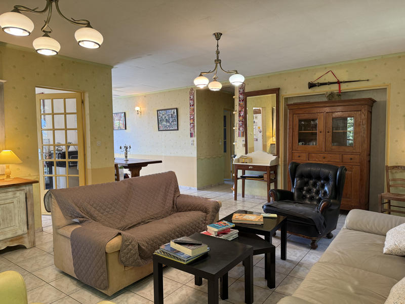 Maison - 152 m² - 13 pièces