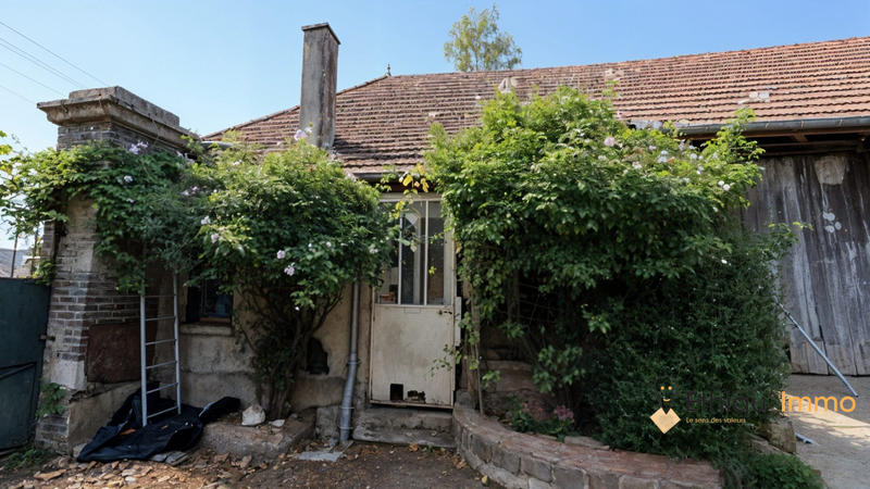 Maison ancienne - 150 m² - 3 pièces