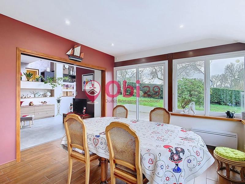 Maison d'architecte - 180 m² - 10 pièces