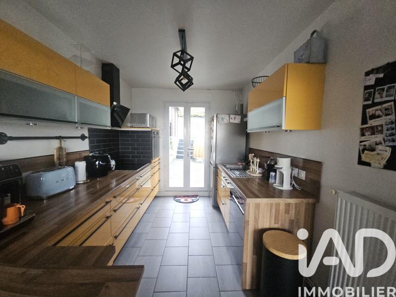 Maison - 84 m² - 4 pièces