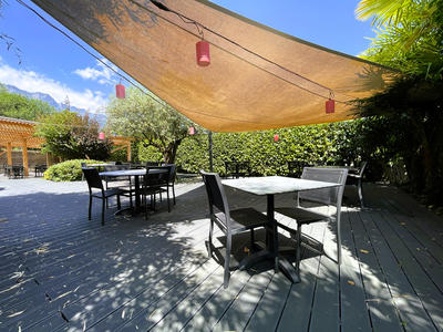 Maison - 352 m² - 10 pièces