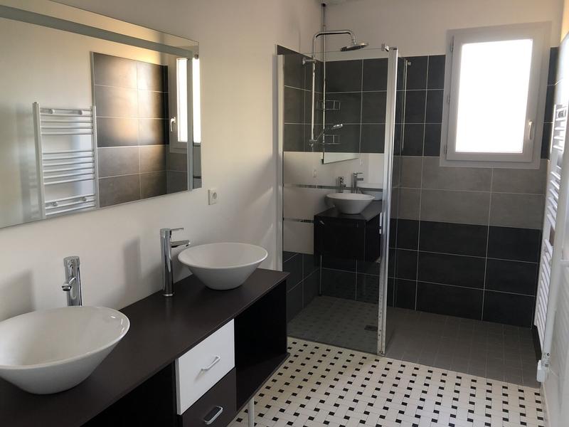 Maison - 85 m² - 5 pièces