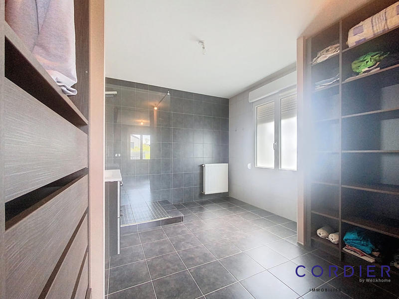 Maison - 124 m² - 4 pièces