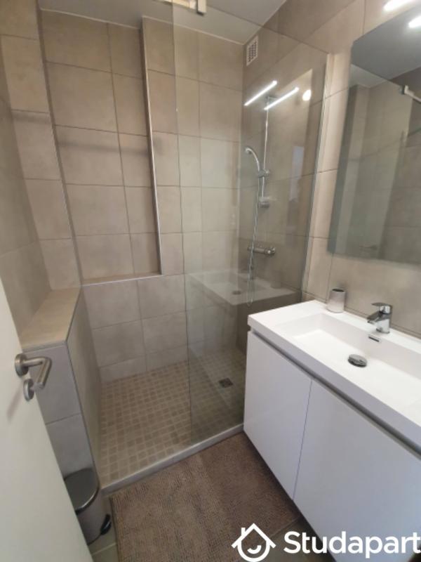 Chambre - 15 m² - 1 pièce