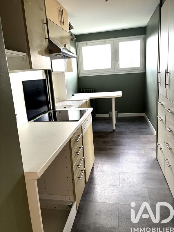 Appartement - 80 m² - 4 pièces