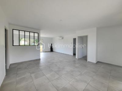 Maison - 101 m² - 4 pièces