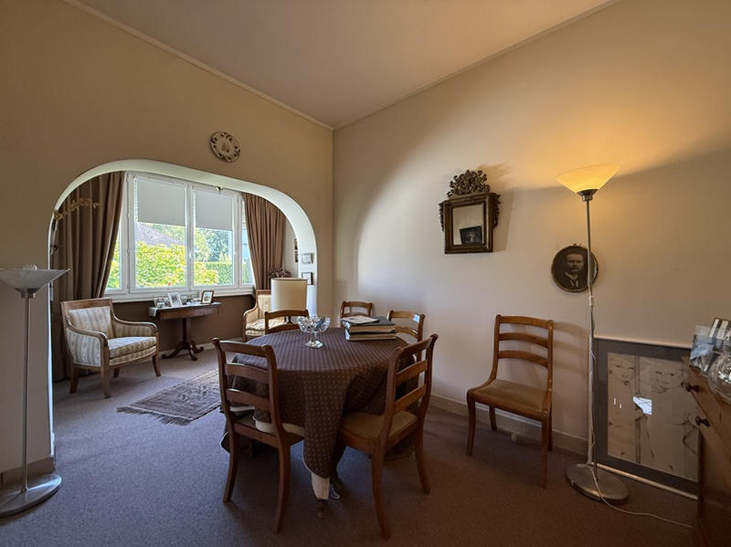 Maison - 198 m² - 8 pièces