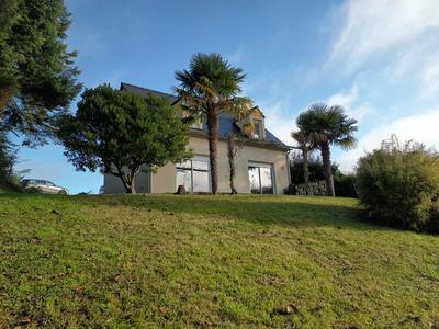 Maison traditionnelle - 120 m² - 5 pièces