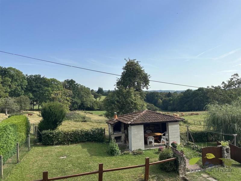 Propriété - 117 m² - 8 pièces