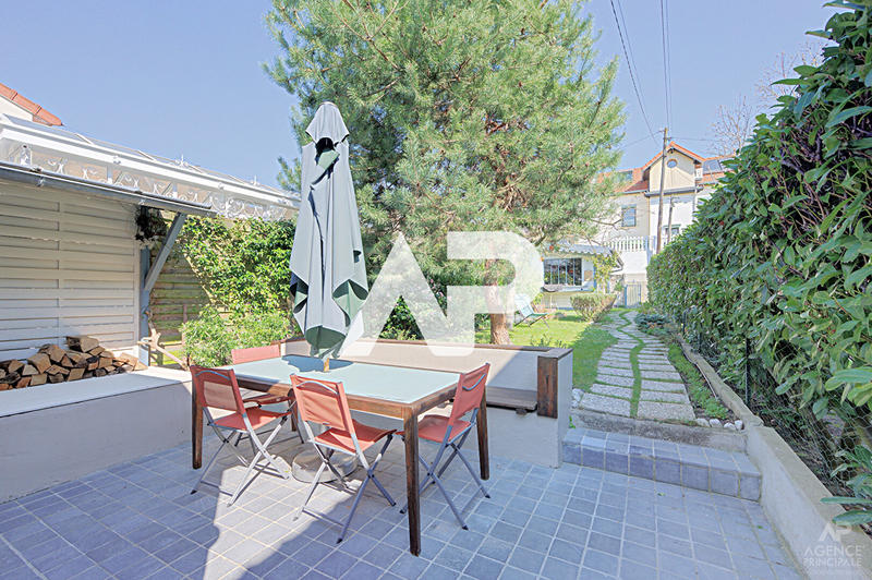 Maison - 95 m² - 4 pièces