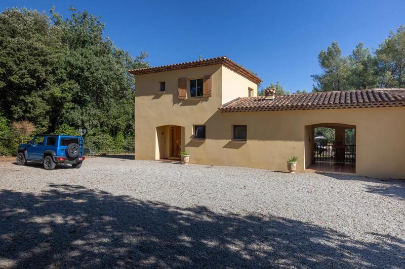 Maison - 160 m² - 5 pièces