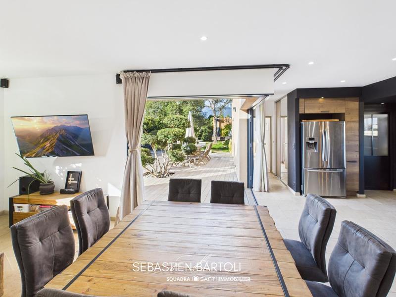 Maison - 145 m² - 4 pièces