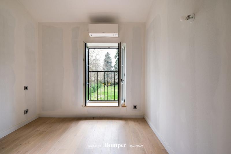 Maison ancienne - 244 m² - 7 pièces