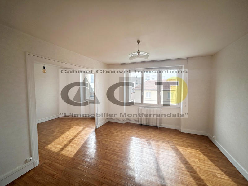 Appartement - 65 m² - 4 pièces