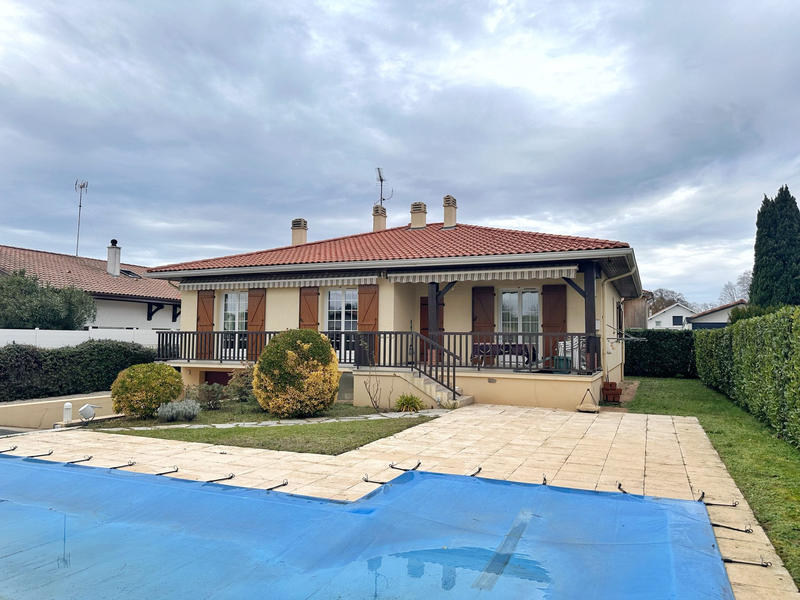 Villa - 138 m² - 6 pièces