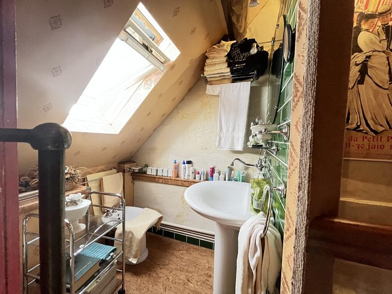 Maison ancienne - 167 m² - 8 pièces