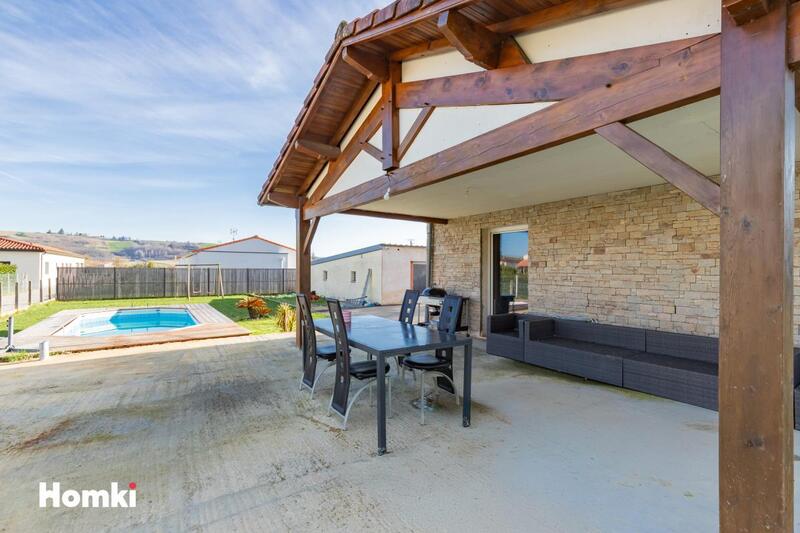 Maison - 96 m² - 4 pièces