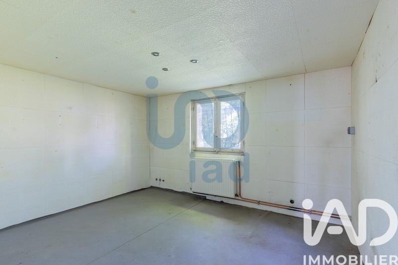 Maison - 93 m² - 5 pièces