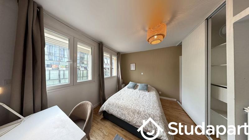 Chambre - 67 m² - 1 pièce