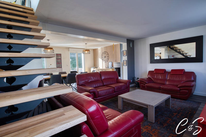 Maison - 126 m² - 5 pièces