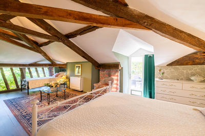 Maison - 270 m² - 8 pièces