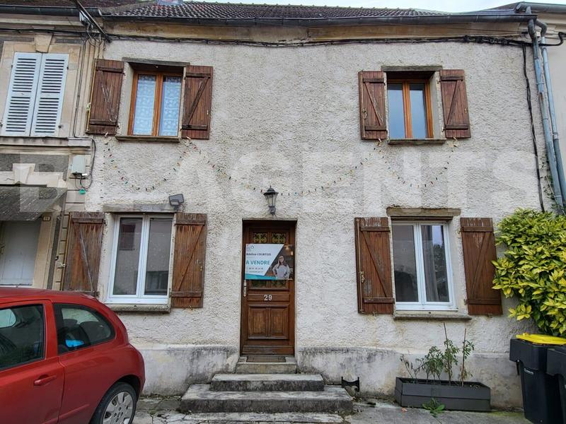 Maison de village - 136 m² - 6 pièces