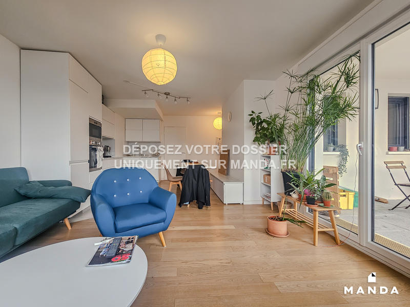 Chambre - 9 m² - 4 pièces