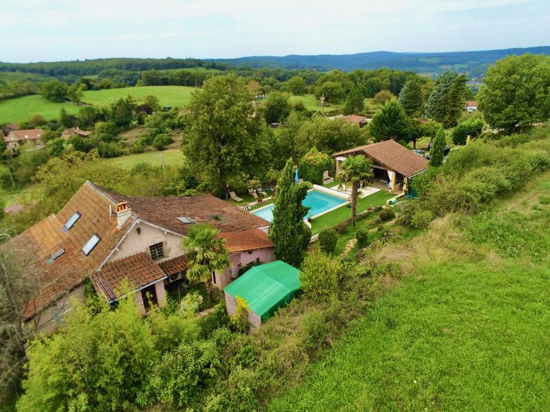 Maison - 152 m² - 7 pièces