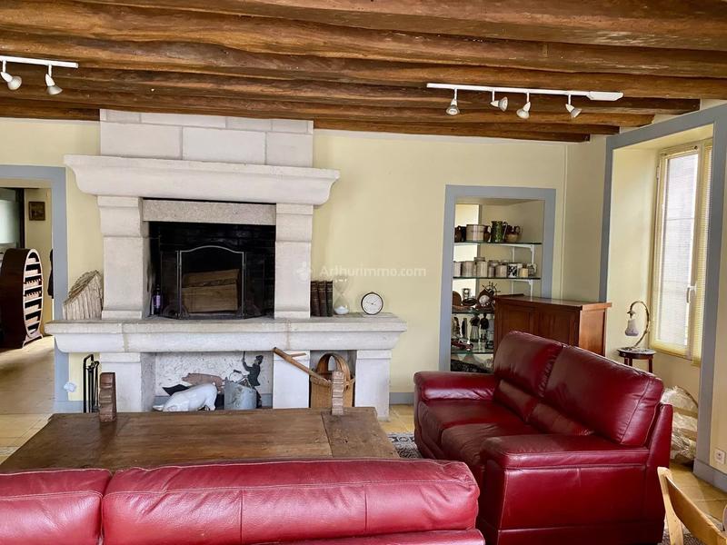 Maison - 220 m² - 8 pièces