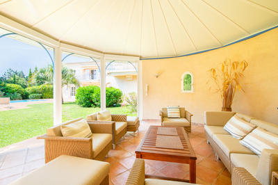 Villa - 350 m² - 8 pièces